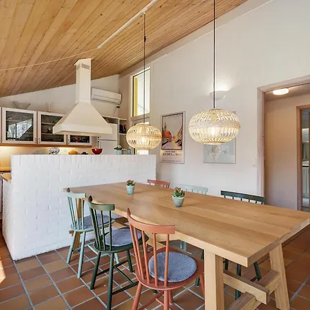 Cozy And Well-appointed Summer House Close To A Great Bathing Ferienhaus